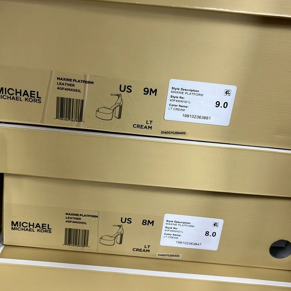 MICHAEL Michael Kors statement platform